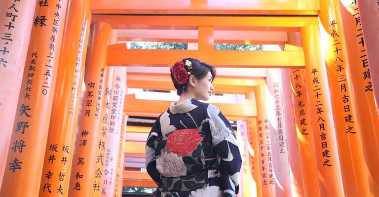 Kyoto: Traditional Kimono Rental Experience