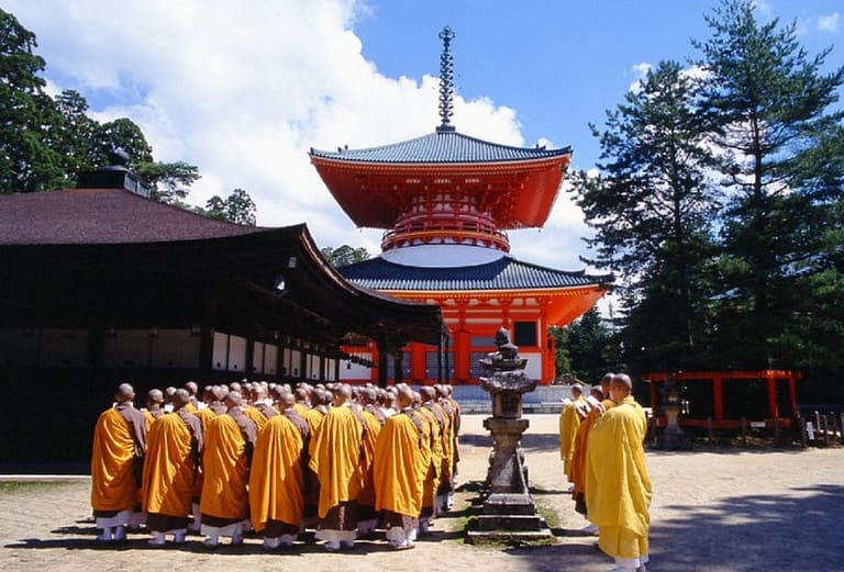 Koyasan: Mt. Koya Guided Private Walking Day Tour