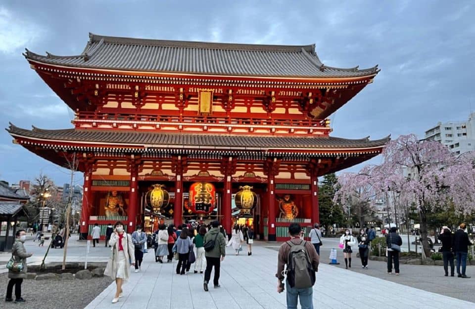 Guided Tour of Walking and Photography in Asakusa in Kimono - Tour Overview and Details