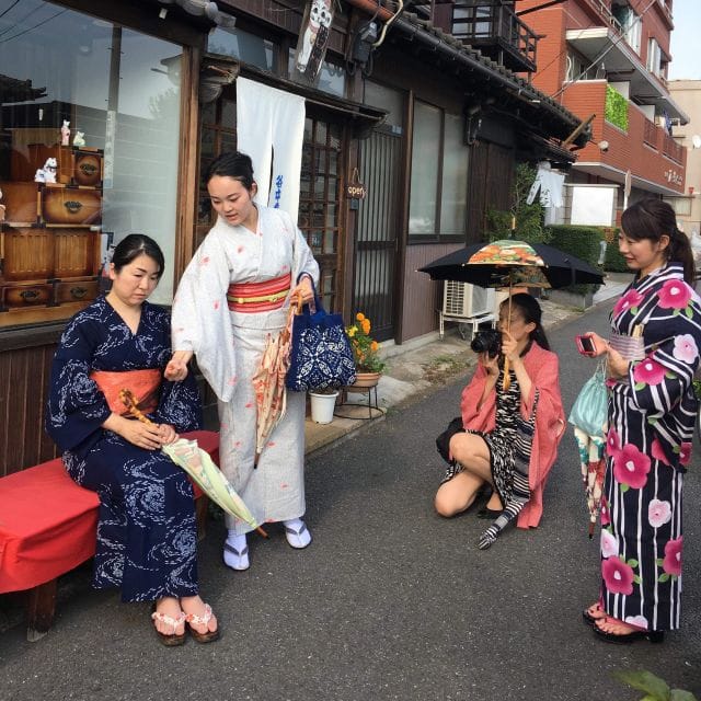Tokyo: Kimono Dressing, Walking, and Photography Session - Overview and Pricing Details