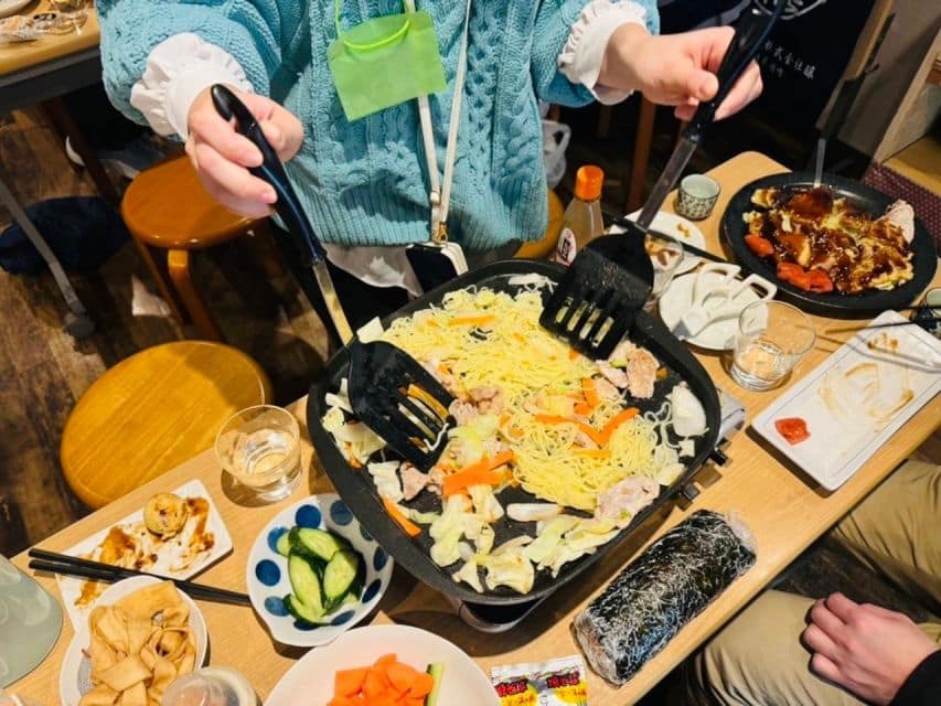 Tokyo : Shared Yakisoba Making and All-You-Can-Drink Sake - Activity Details and Inclusions