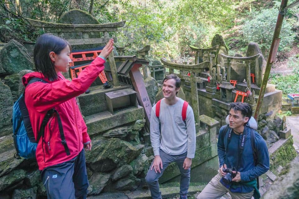 Kyoto: 3-Hour Fushimi Inari Shrine Hidden Hiking Tour - Your Expert Local Guide Awaits