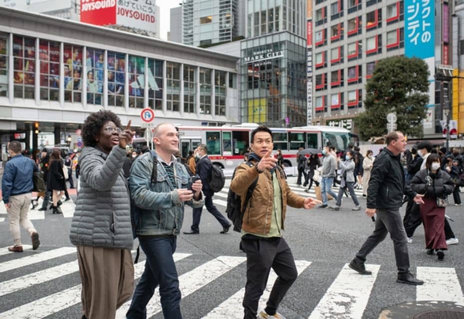 Tokyo: Custom Hidden Gems & Highlights Tour With Local Guide - Exploring Tokyos Landmarks