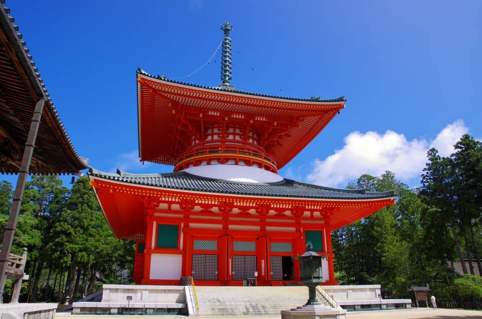 Koyasan: Mt. Koya Guided Private Walking Day Tour - Just The Basics