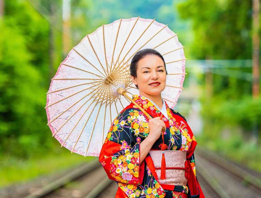 Kyoto: Private Photoshoot Experience in Arashiyama Bamboo - Just The Basics